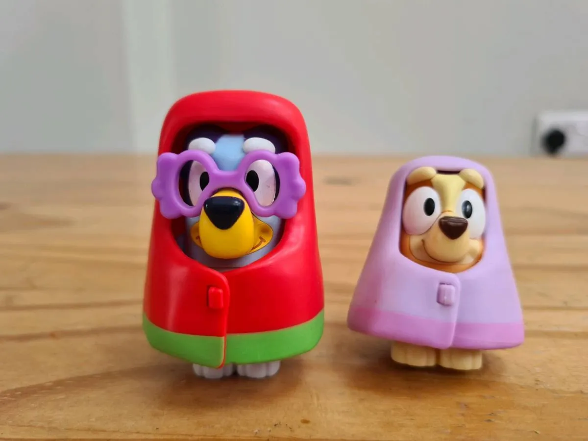 Bluey Granny figures