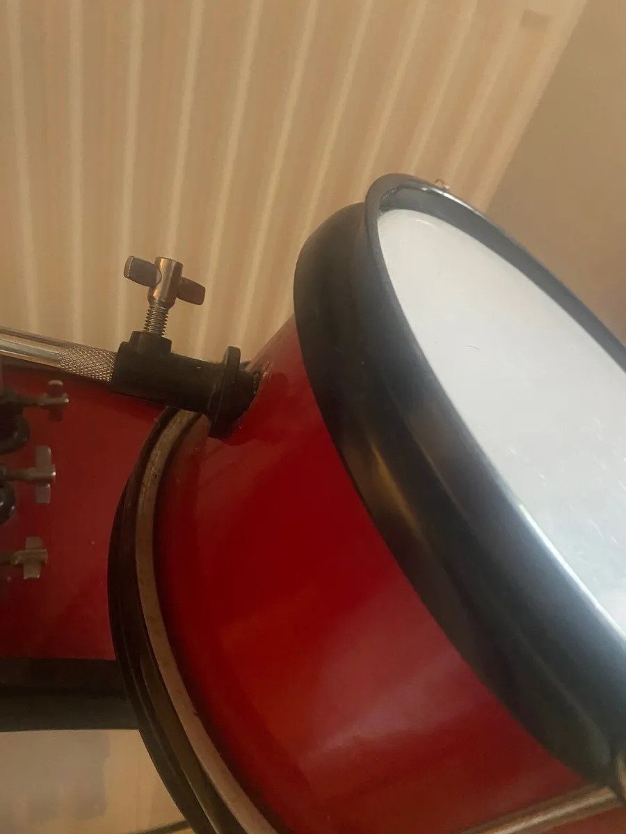 Kids drum kit - Image 1