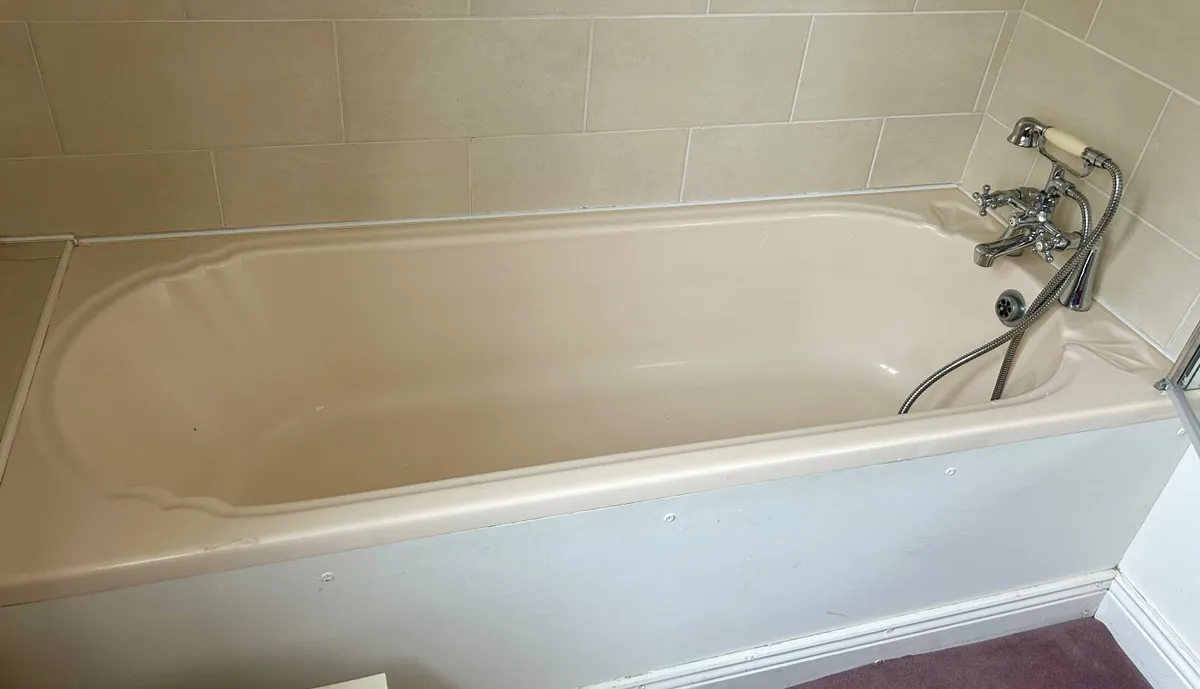Bathroom ware - Image 2