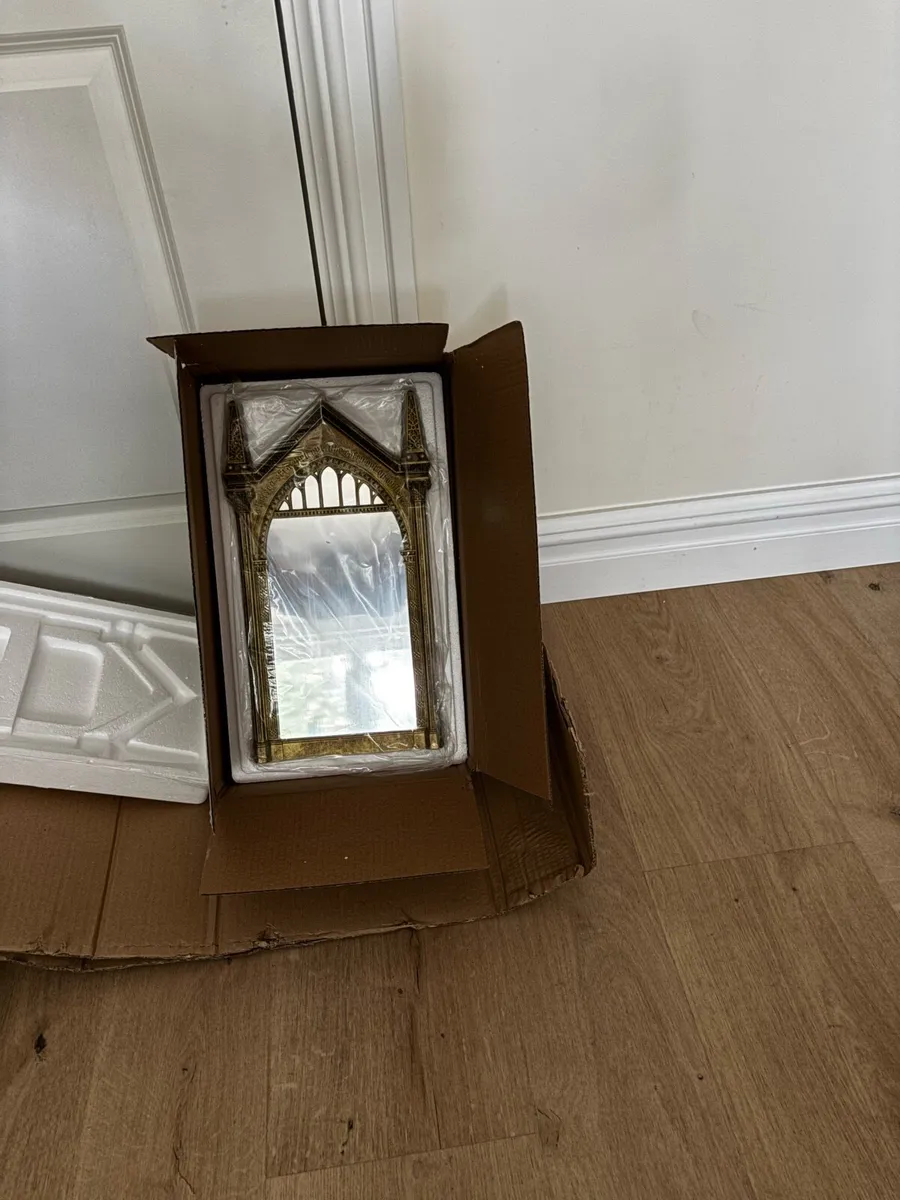 Harry Potter Collectible - Mirror of Erised - Image 1