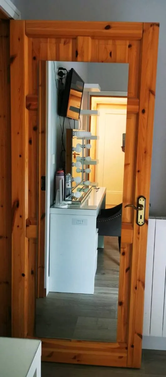 Red Deal Internal Doors - Image 3