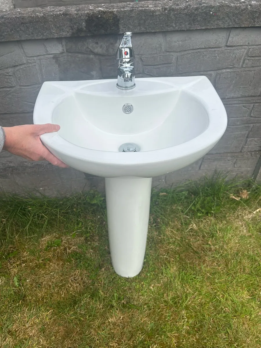Basin & pedestal - Image 2