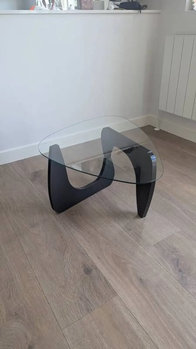Mid Century Noguchi coffee table - Image 1