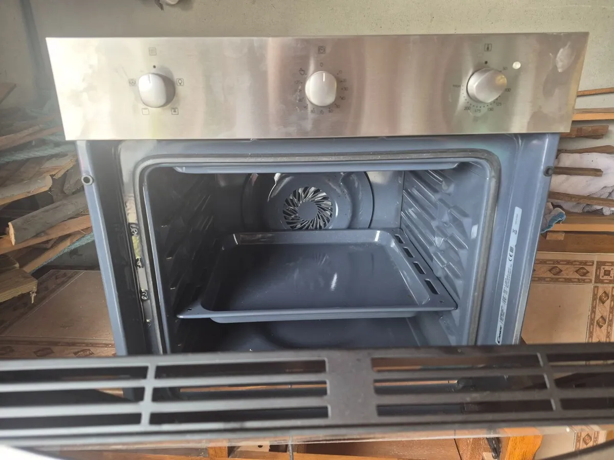 Oven - Image 2