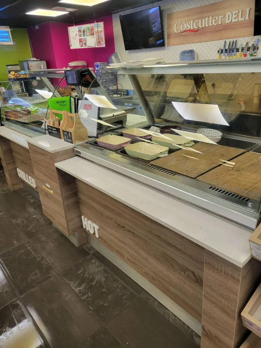 Hot and Cold Display Counter. - Image 2