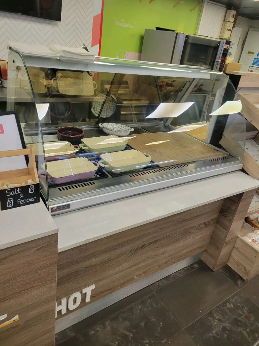Hot and Cold Display Counter. - Image 4