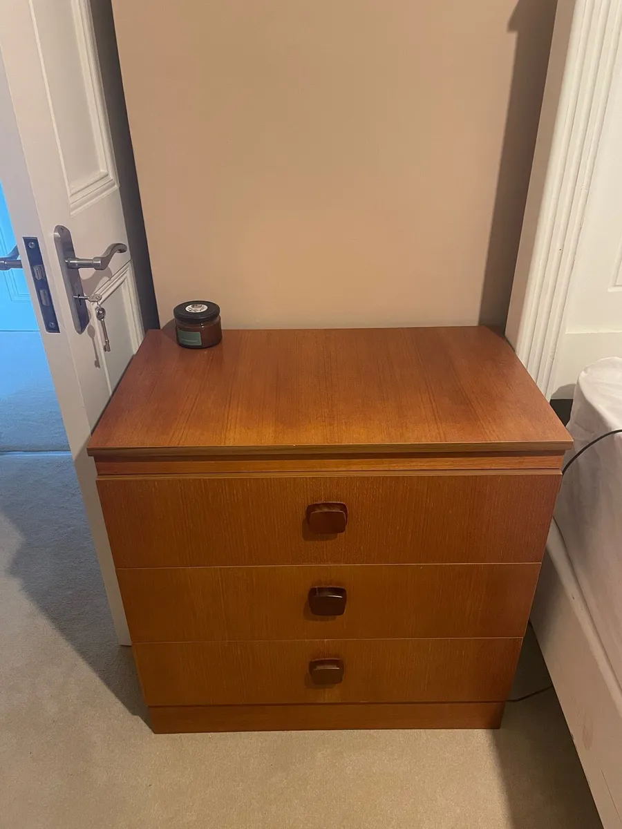 Mid Century Bedroom Furniture Set - Image 2
