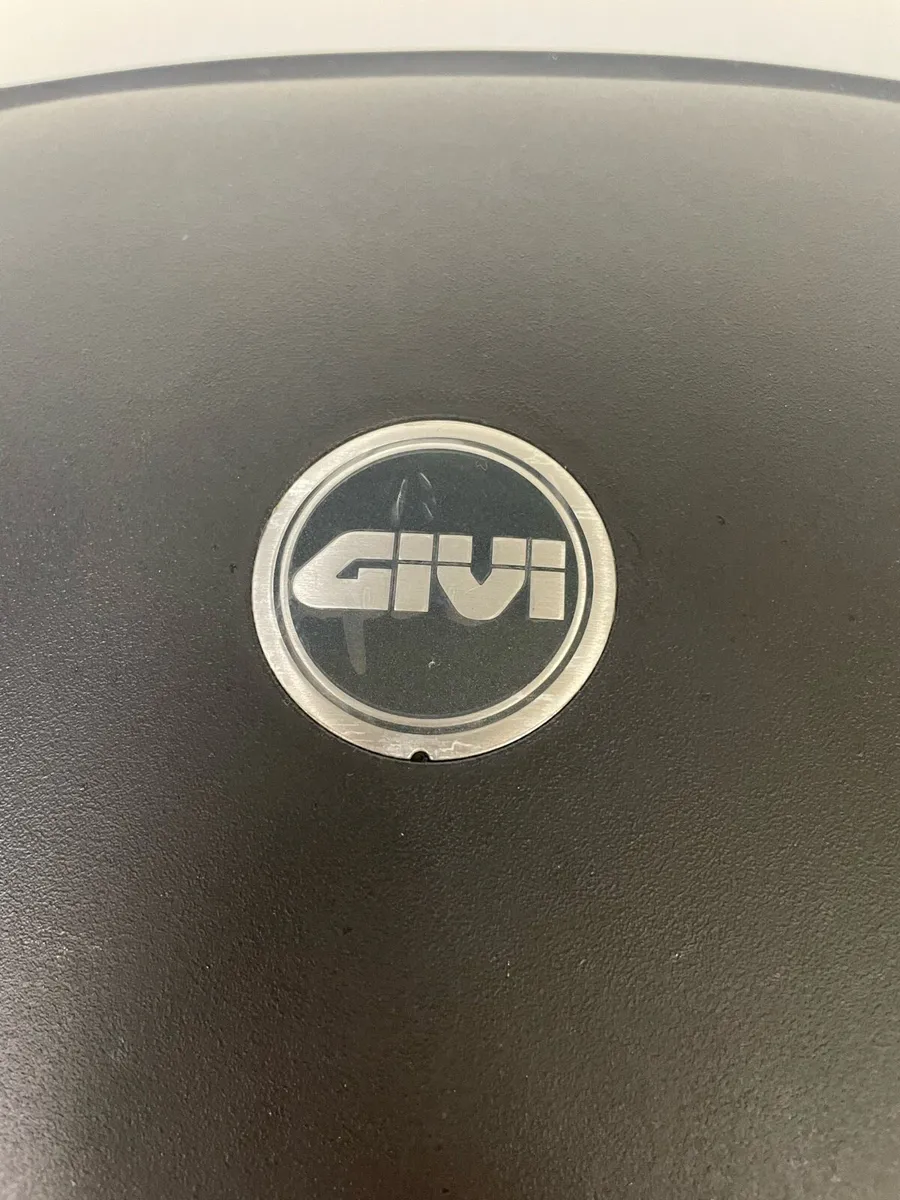 Givi Motorcycle Luggage - 30Litre - Image 3