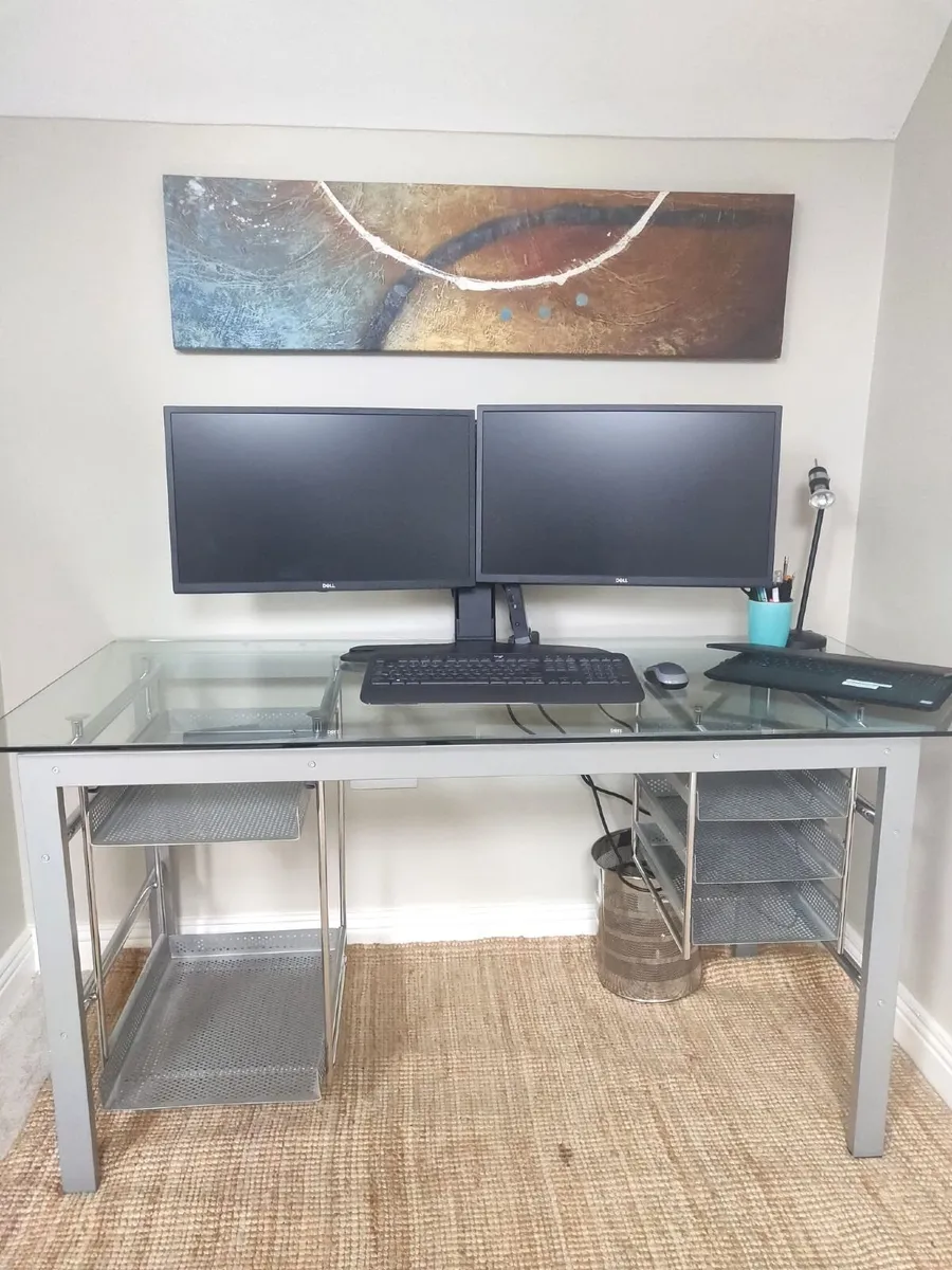 Attractive metal desk with glass top - Image 4