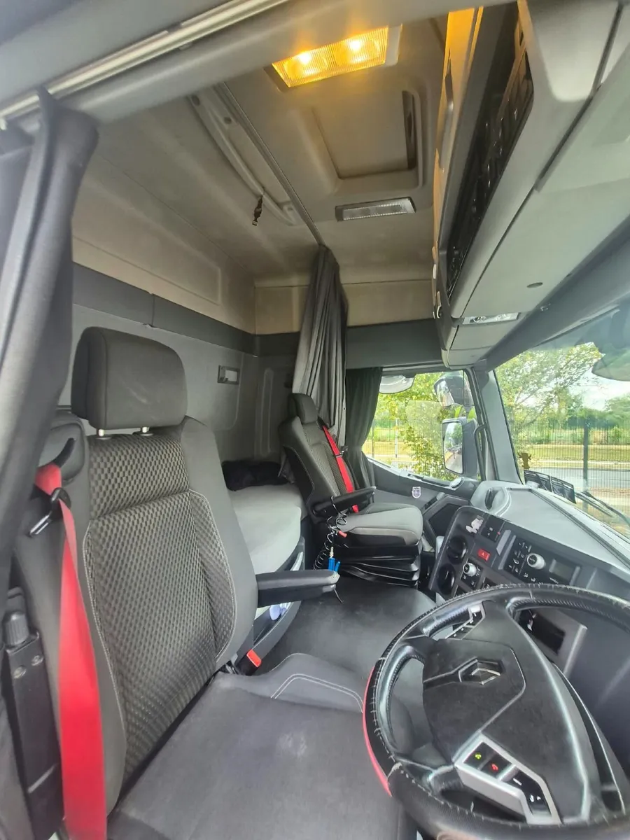 Renault T480 For Sale - Image 2
