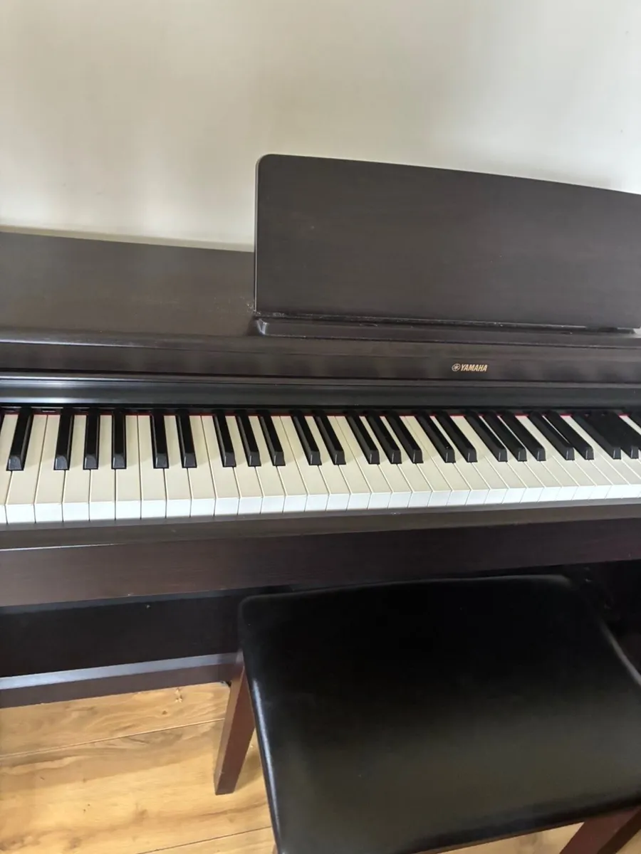 Yamaha YDP164 Digital Piano Bundle - Rosewood - Image 3