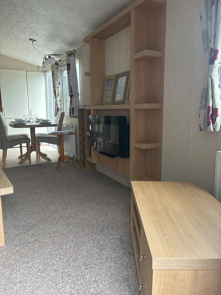 THIS WILLERBY AVONMORE IS THE CREAM OF HOMES - Image 4