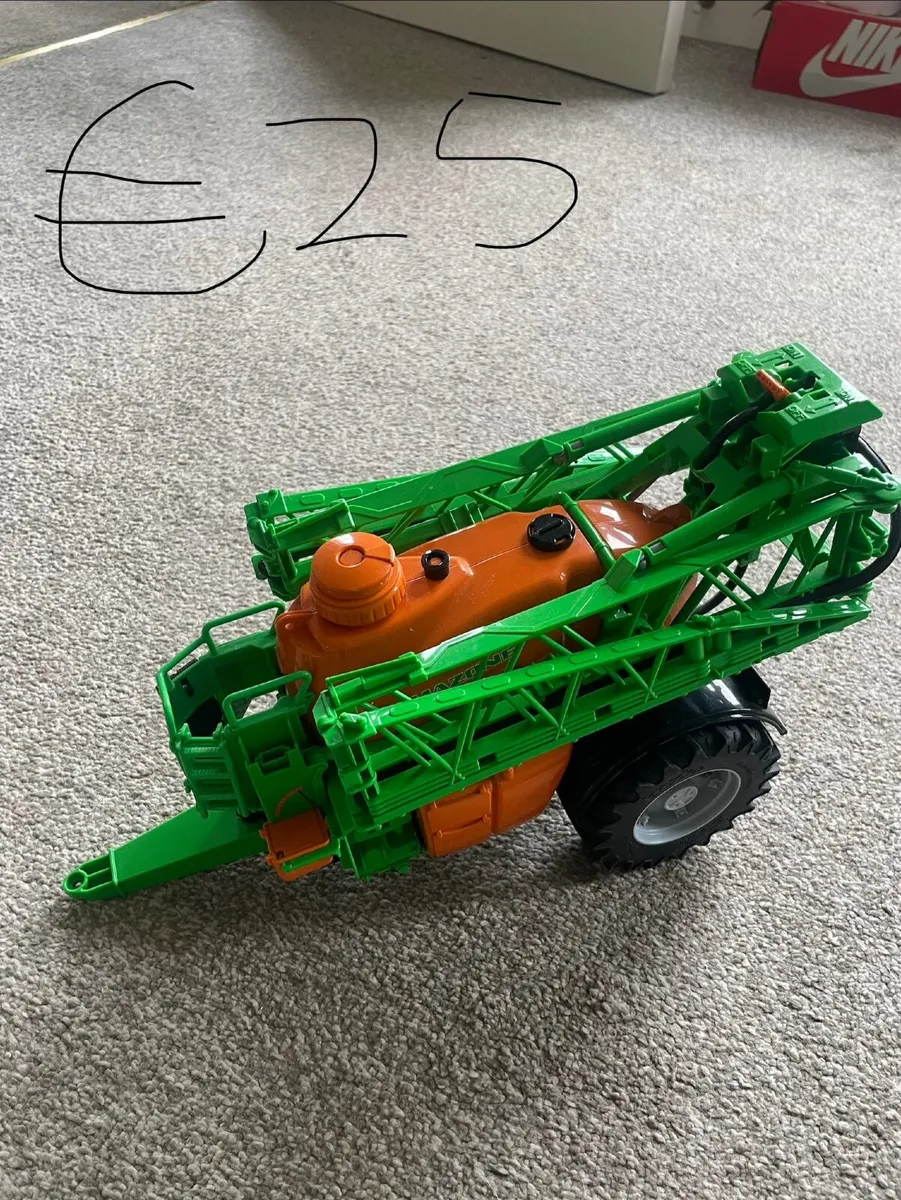 Farm toys - Image 1