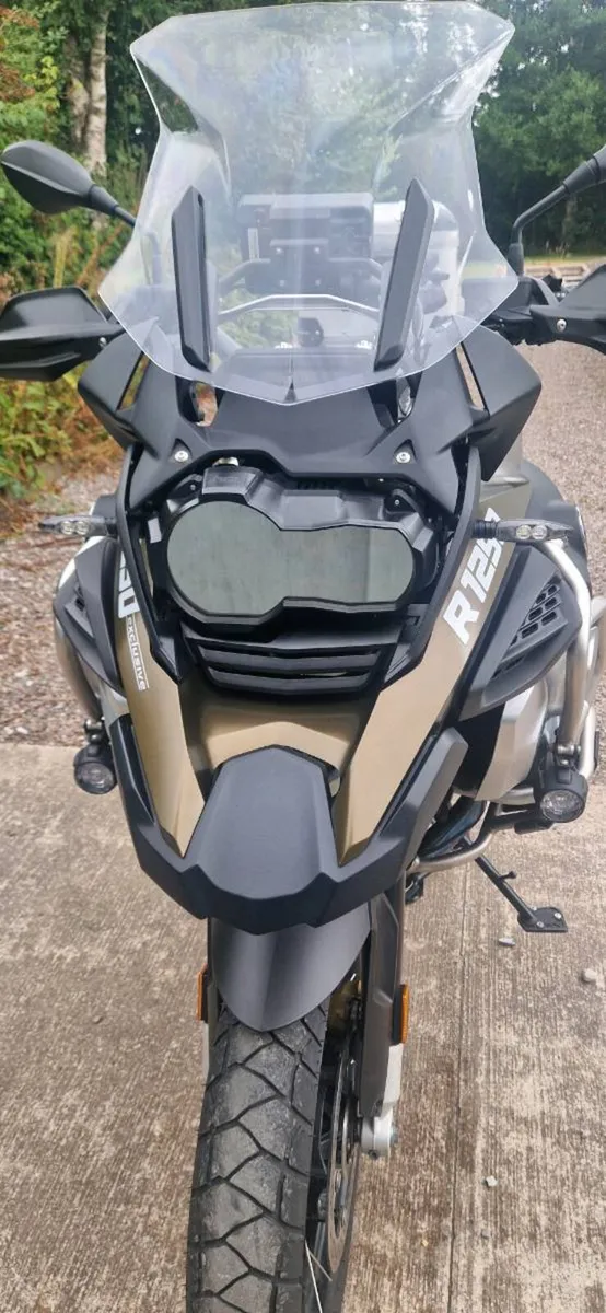 BMW R1250 GS - Image 1