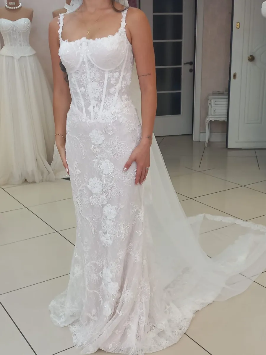 Unworn custom-made wedding dress & veil-size34/36 - Image 1