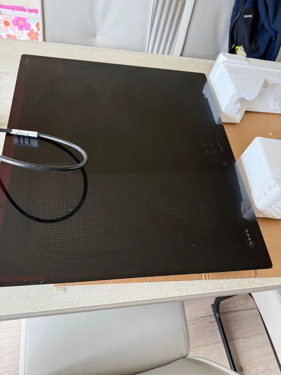 NEFF N30 T36CA50X1U Induction Hob – Nearly New - Image 3