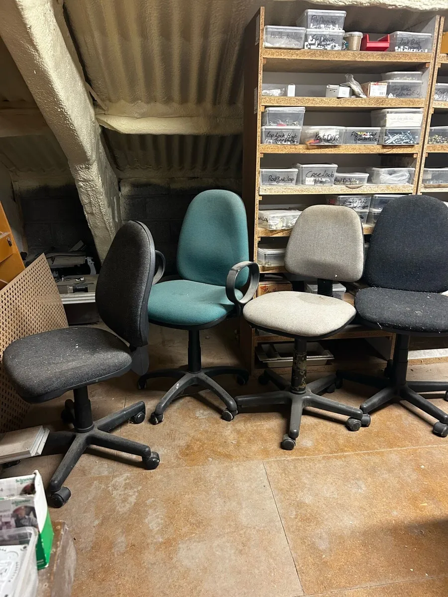 Office chair - Image 2