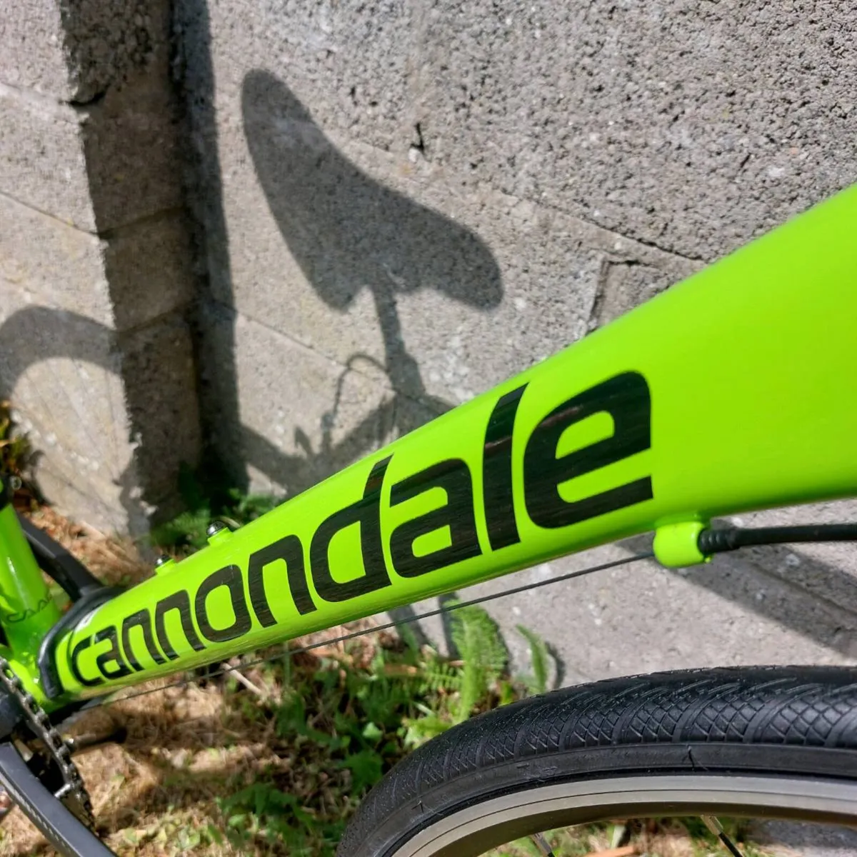 Cannondale CAAD Optimo Tiagra road bike- Size 60cm - Image 4