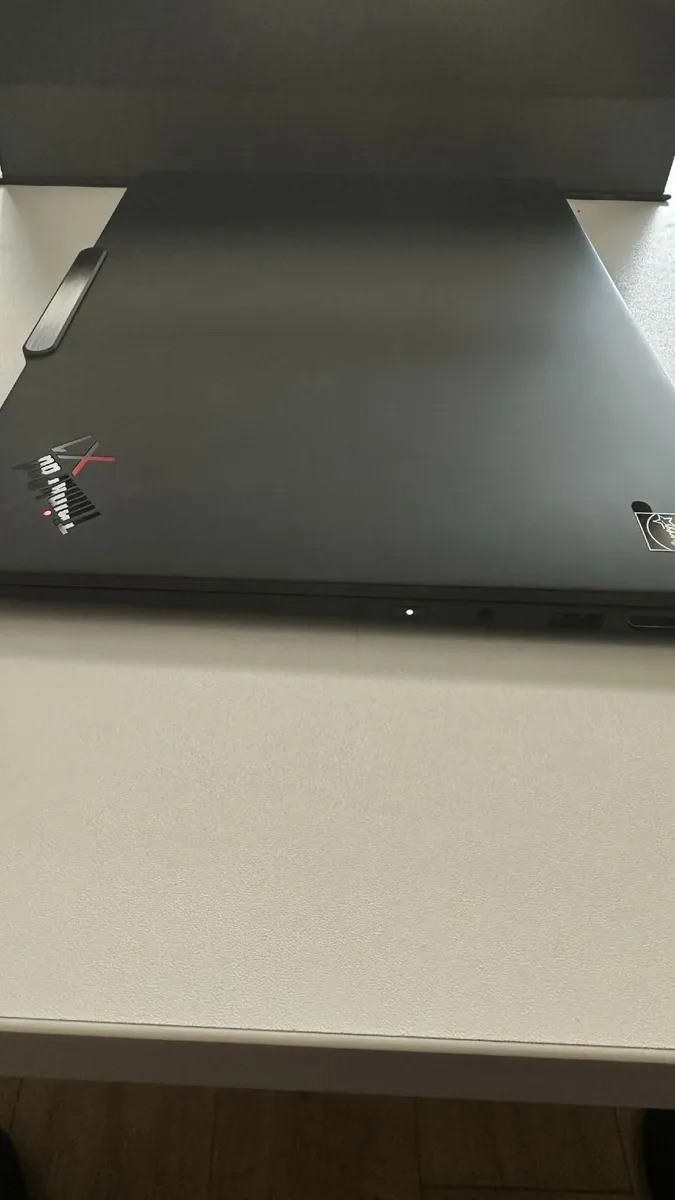 ThinkPad X1 Carbon Gen 13 - Image 2