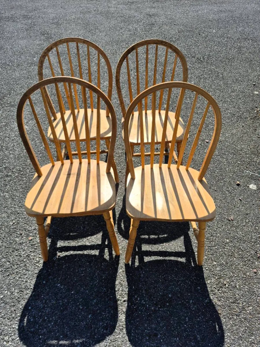 Dining room table and 4 chairs - Image 3