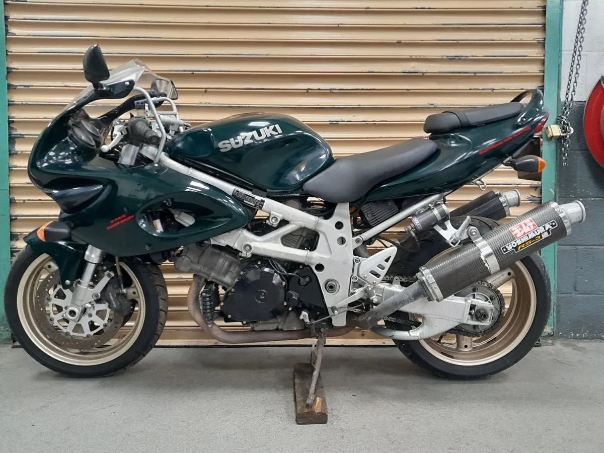 80'S & 90'S SUPERBIKE PROJECTS FOR PARTS OR RESTO - Image 3