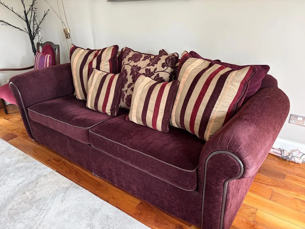 4 seater sofa - Image 2