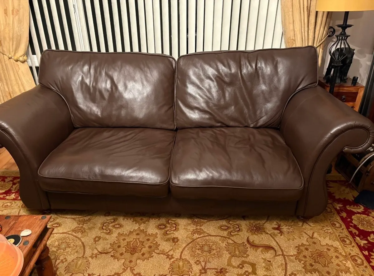 Large leather sofa - Image 3