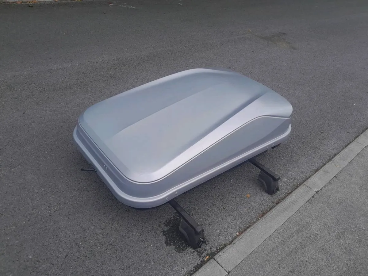 Travel roof box - Image 3