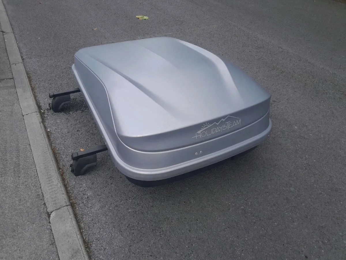Travel roof box - Image 2