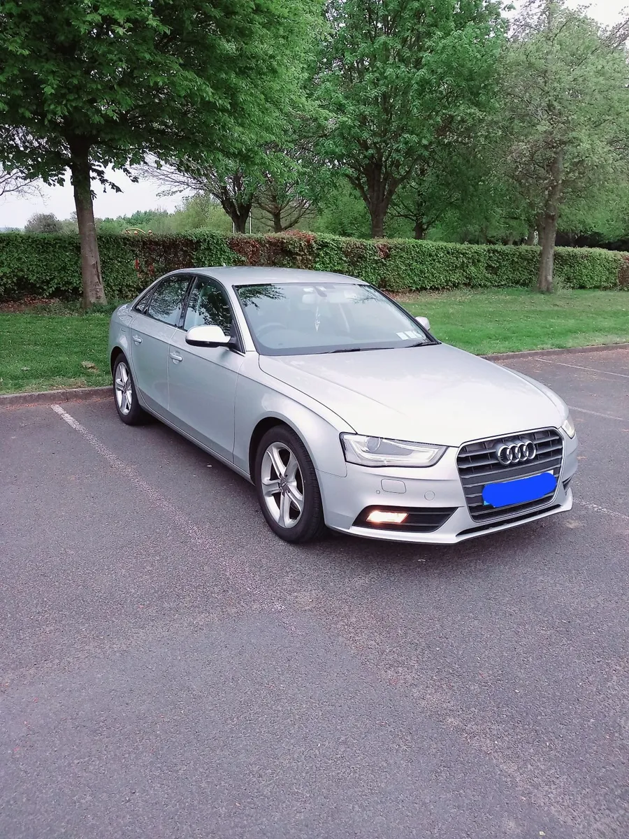 Audi A4 2012 for breaking - Image 1
