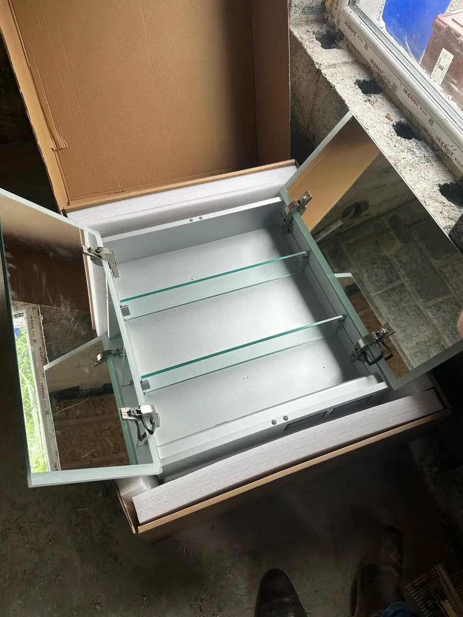 Mia LED Bluetooth 700 x 600mm Bathroom Cabinet - Image 3