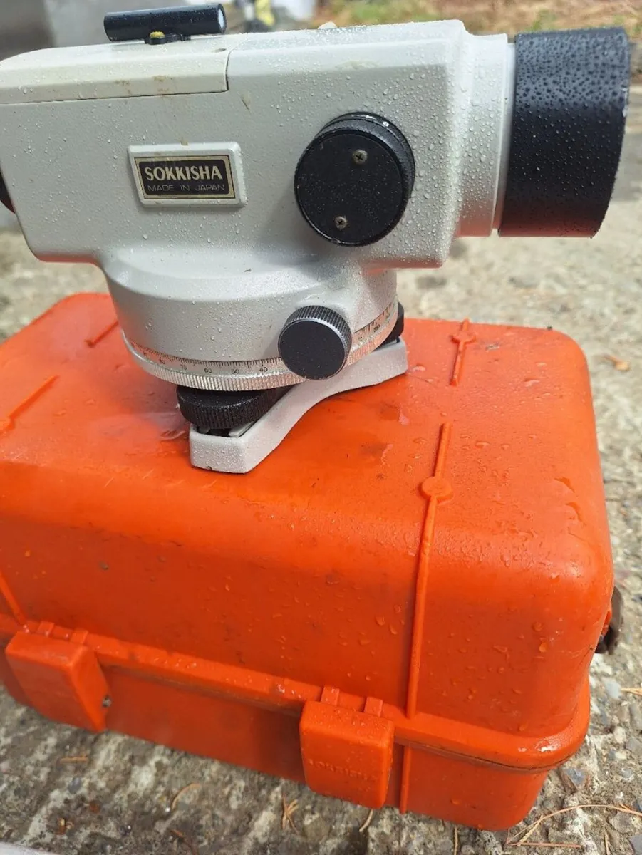 Dumpy level - Image 1