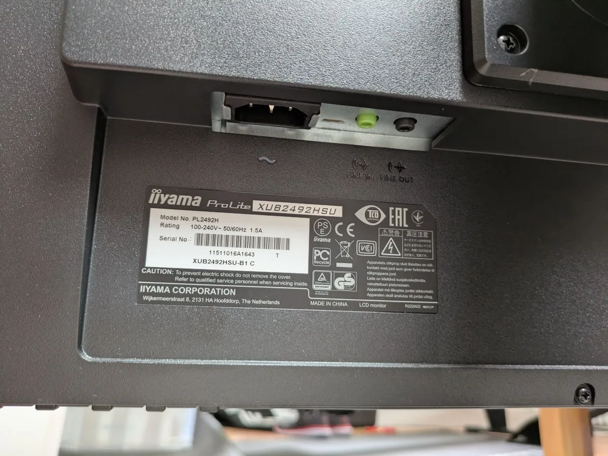 iiyama 24 inch monitor - Image 2