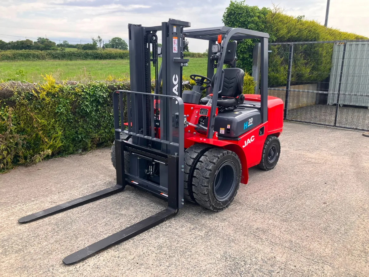 Unreserved Online Auction **Bidding Now Live** - Image 3