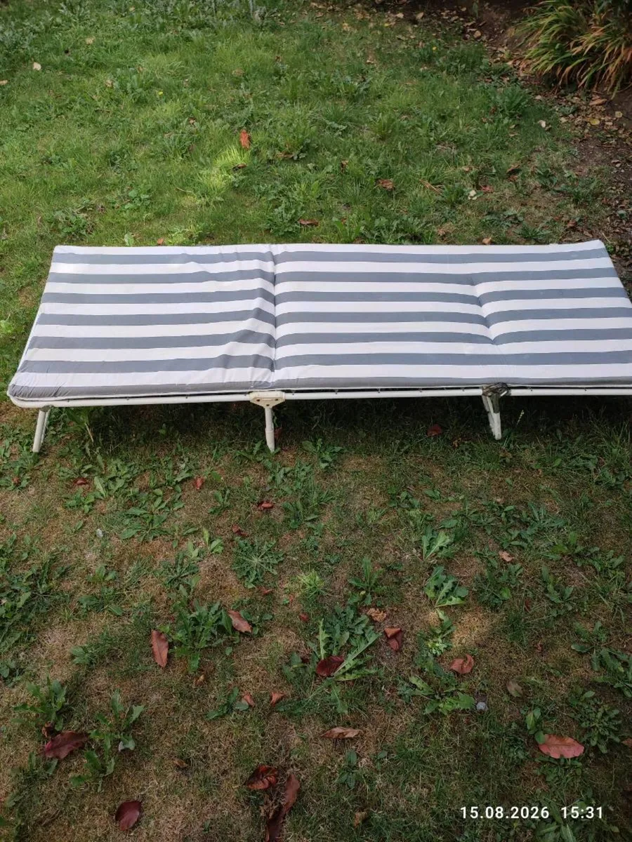 travel bed - Image 2