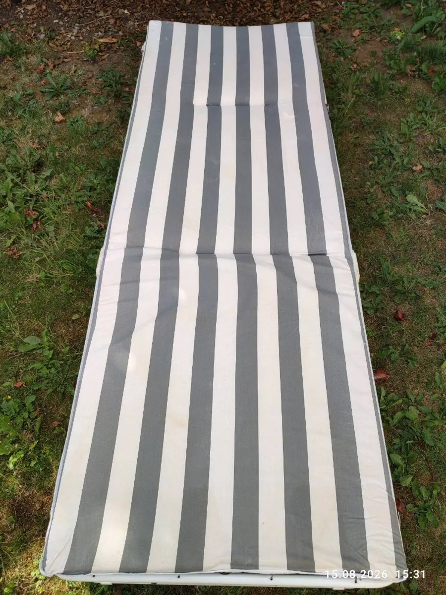 travel bed - Image 3