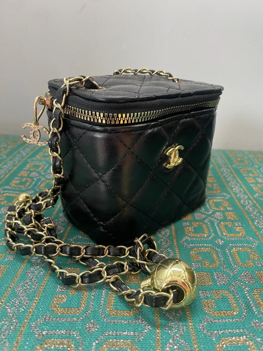 Vanity Case - Image 1
