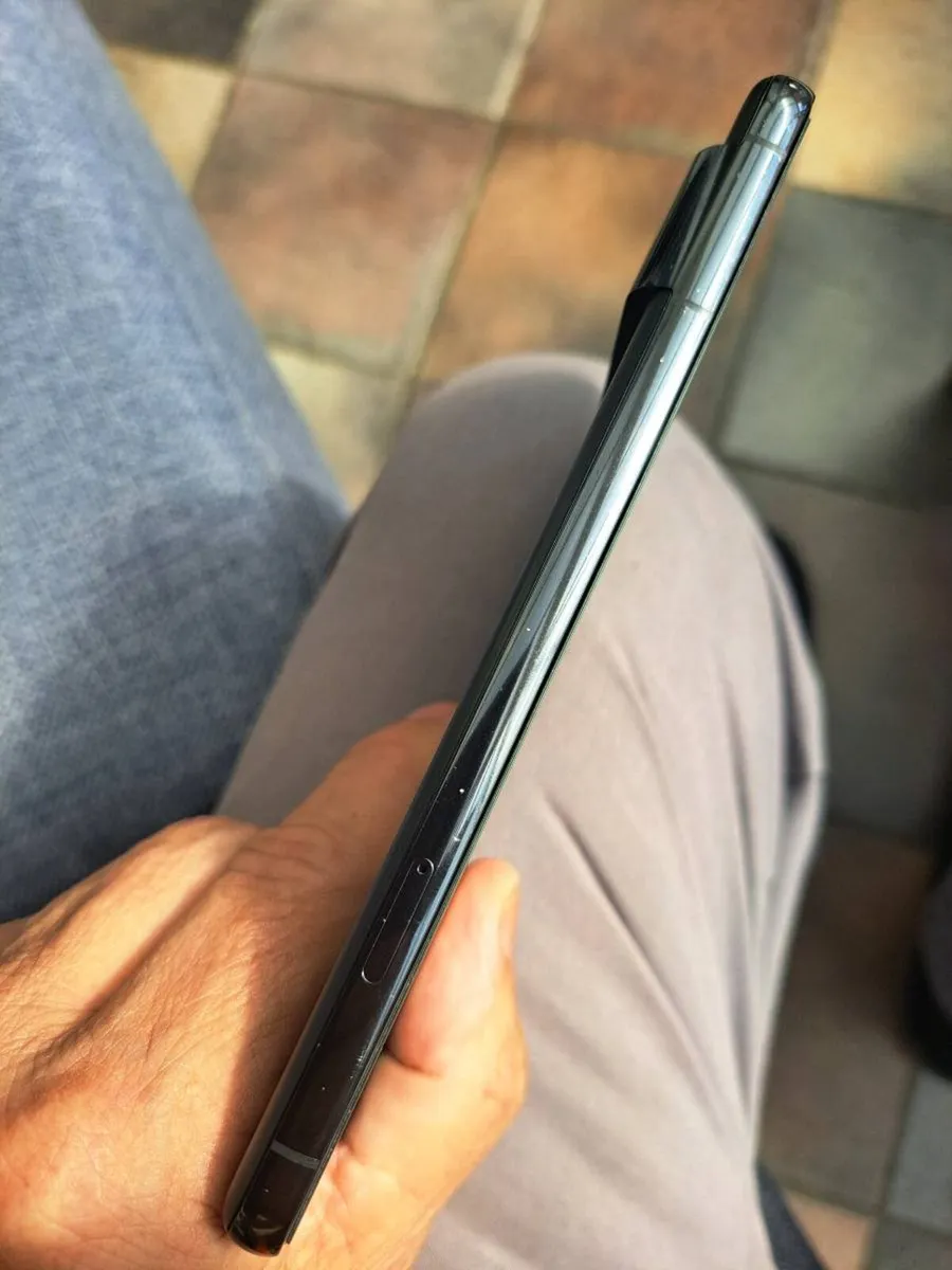 Google pixel 8 pro - Image 3