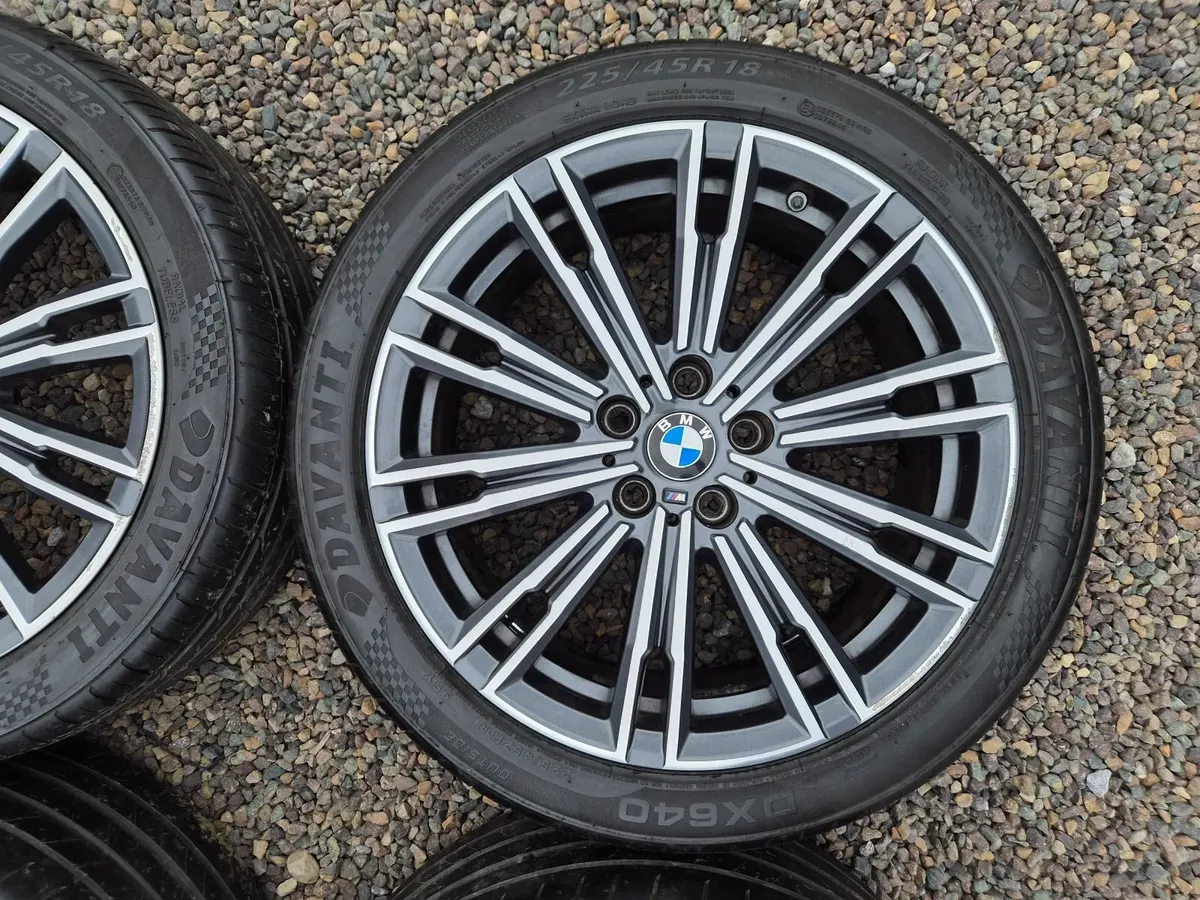 BMW 3 Series ORIGINAL 18" Alloys, - Image 3