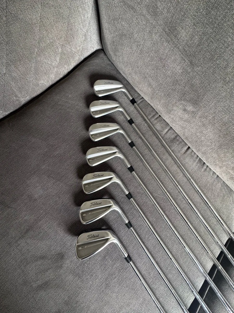 Titleist T150 Irons 4-PW - Image 1