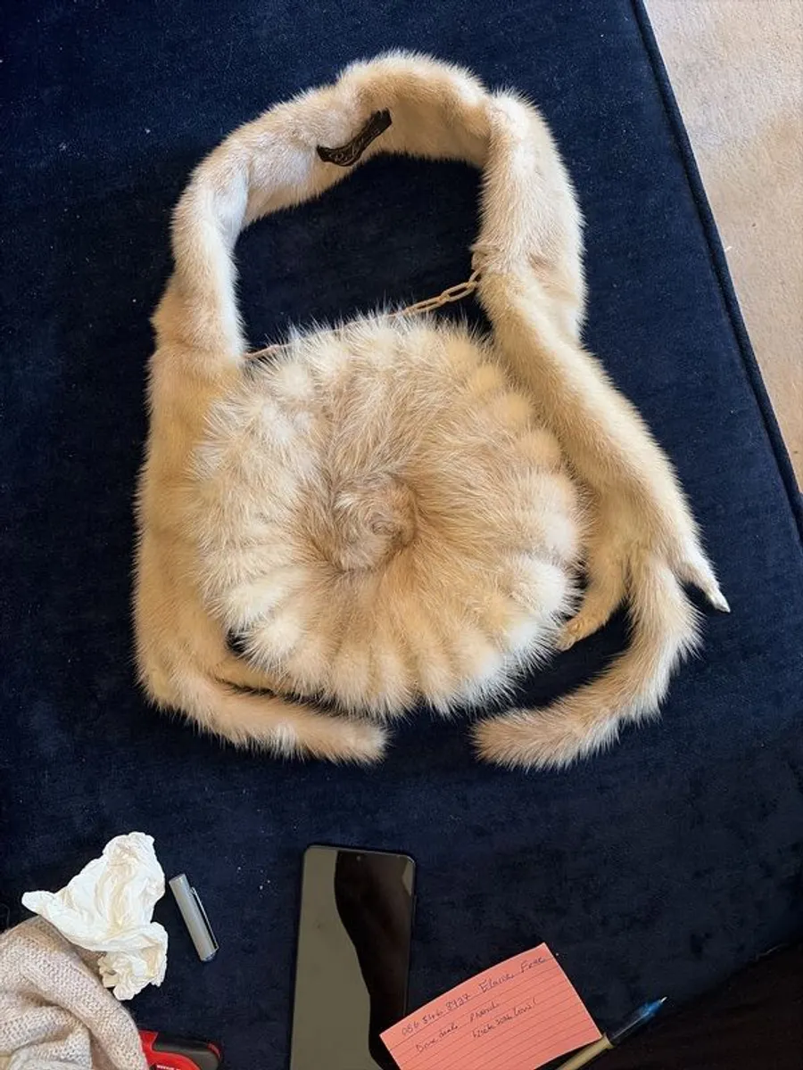 Vintage Rohu Mink Neck Piece and Matching Hat