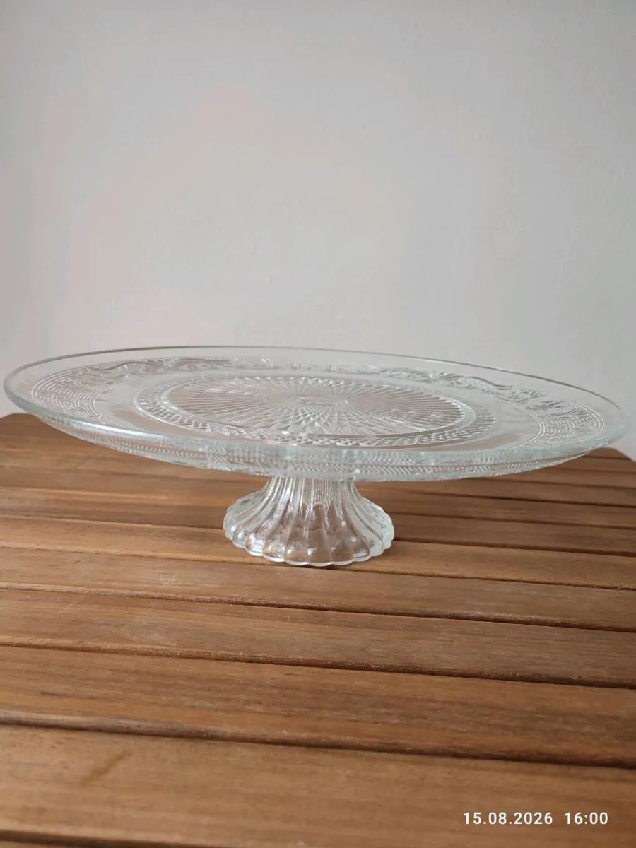 cake dome - Image 1