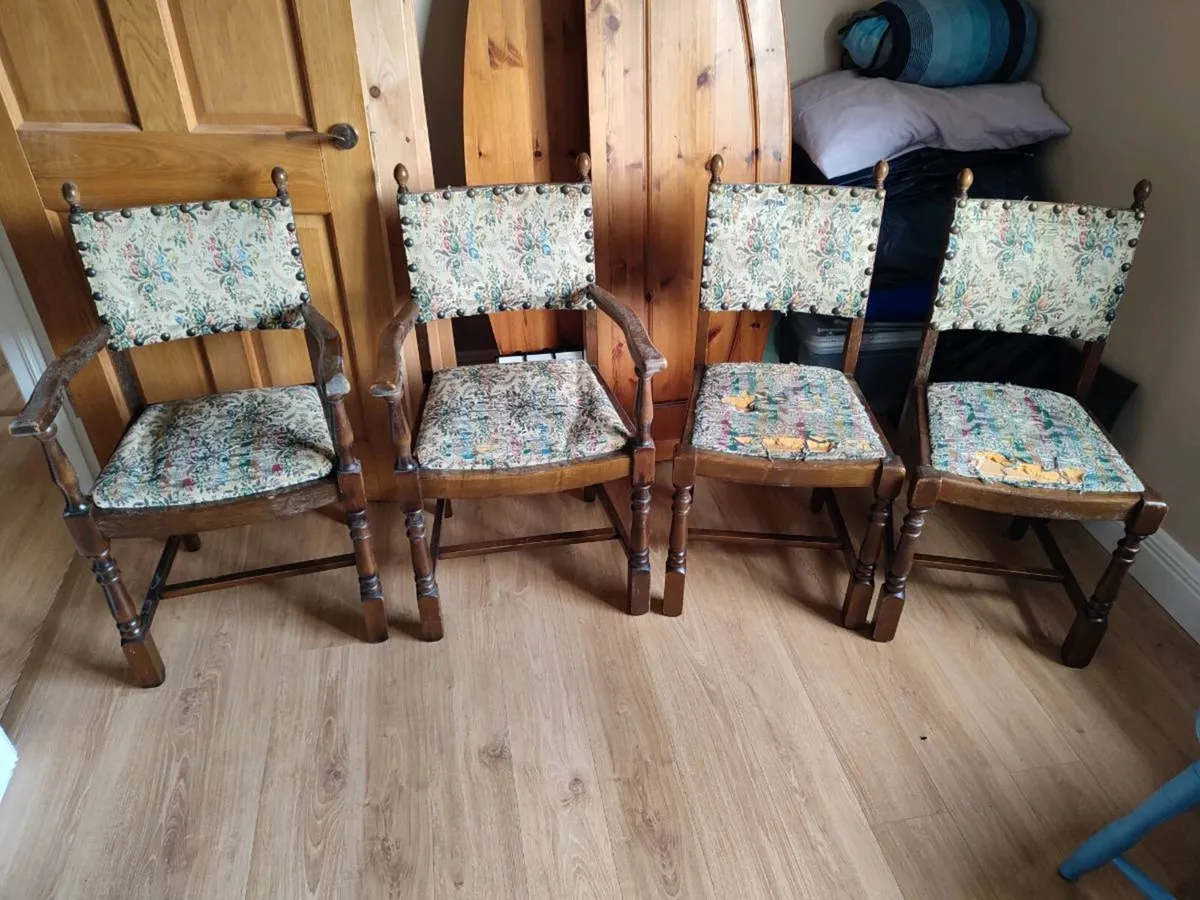 Set of 4 Traditional Wooden Dining Chairs - Image 1