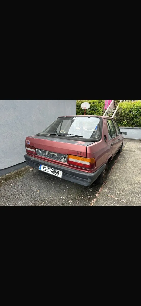 Peugeot 309 - Image 1