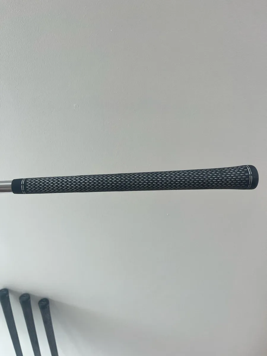 Titliest t100 irons - Image 3