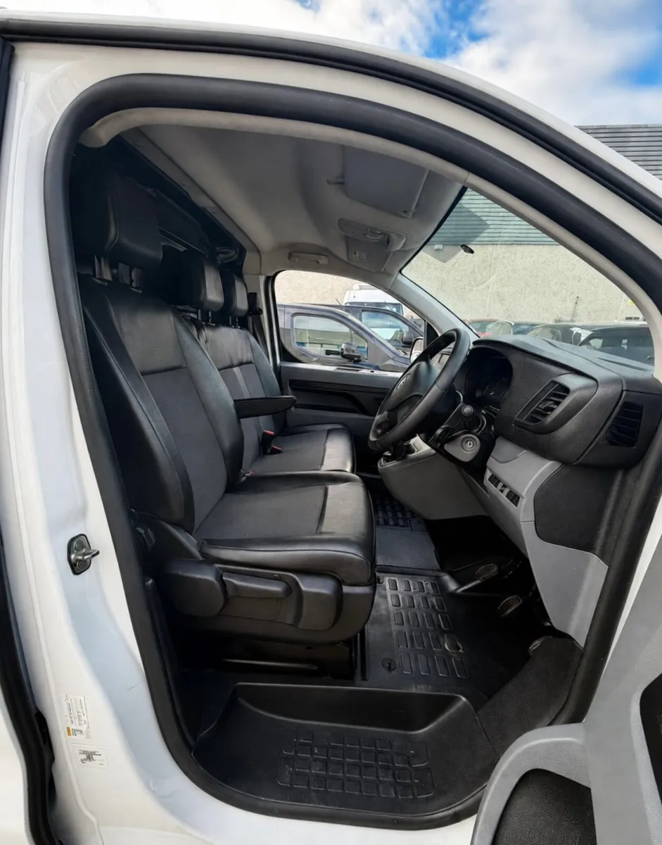 2022 Opel Vivaro Long Wheel Base - Image 4