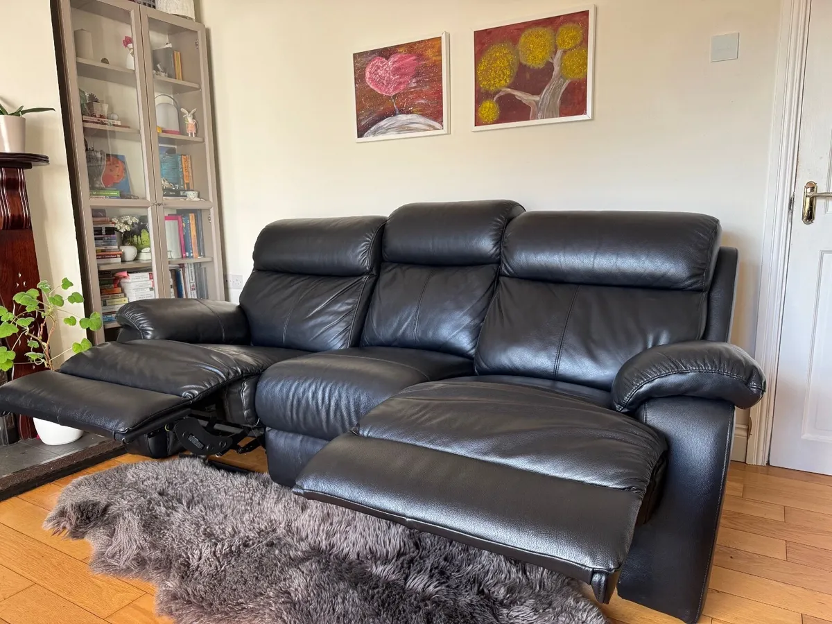 Harvey Norman Recliner sofa 3-seater - Image 2