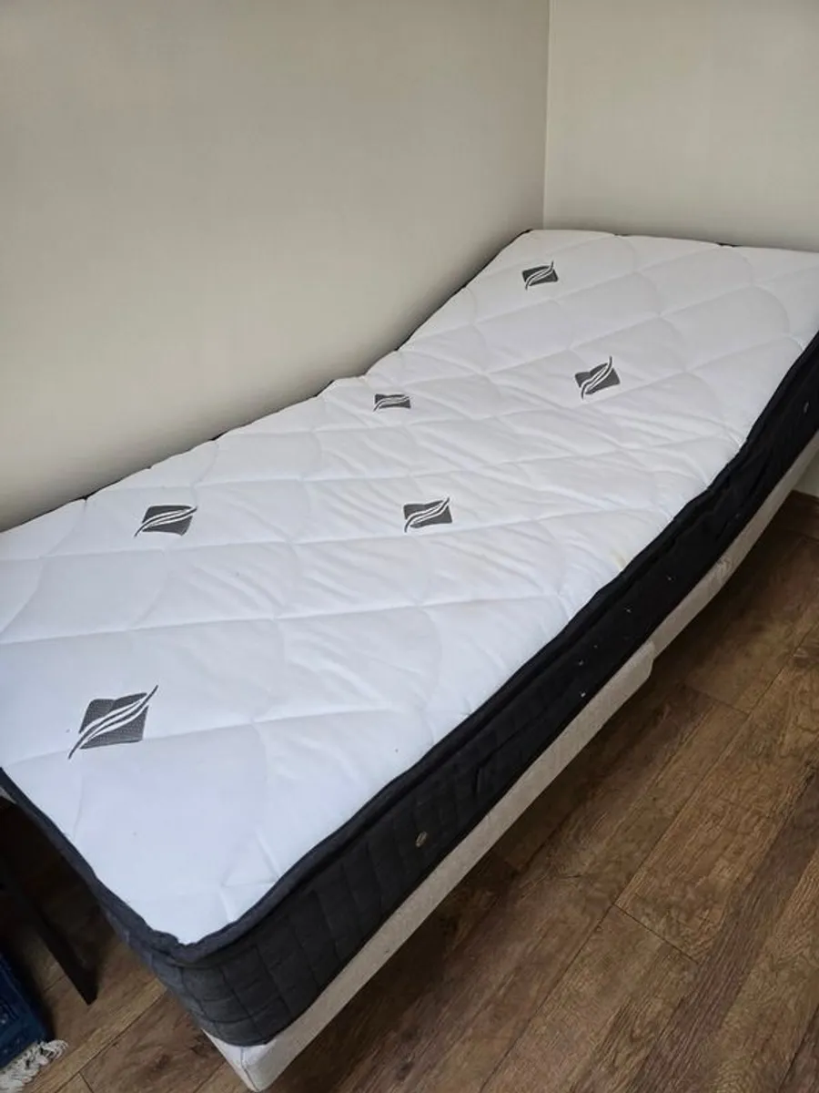 Single Motion Bed Base & Luxury Mattress - Image 1
