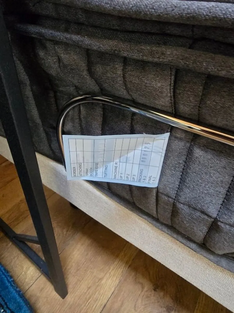 Single Motion Bed Base & Luxury Mattress - Image 2
