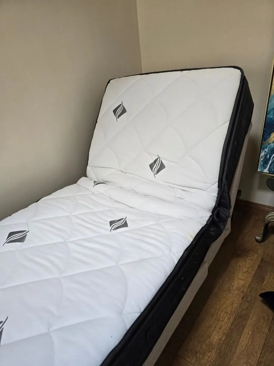 Single Motion Bed Base & Luxury Mattress - Image 4